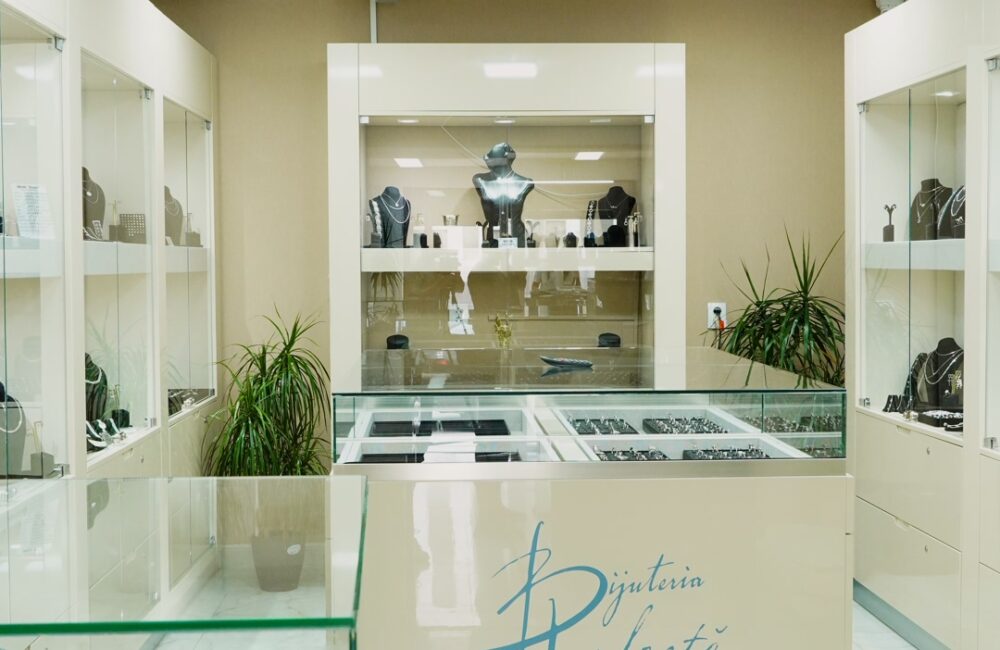Display spate magazin